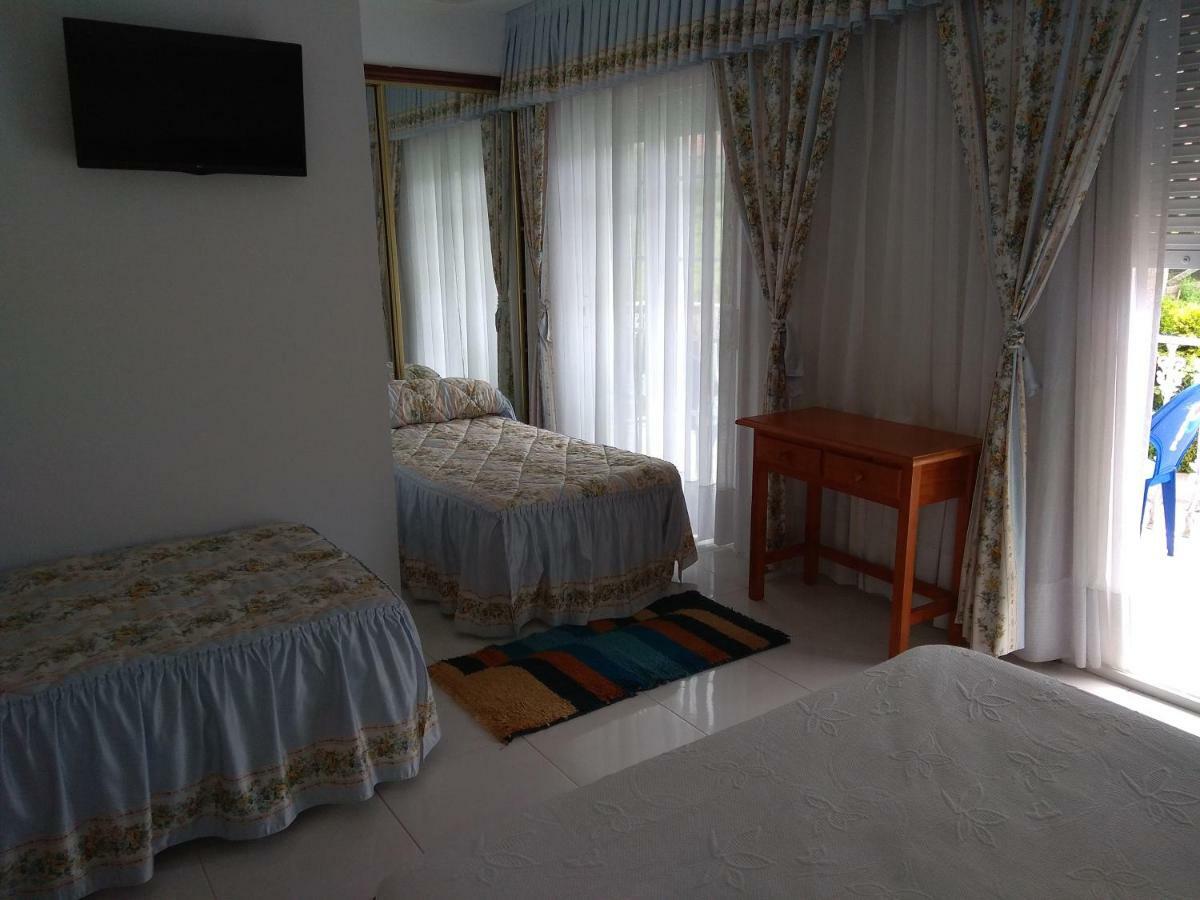Hotel Casa Rodino à Meaño Extérieur photo